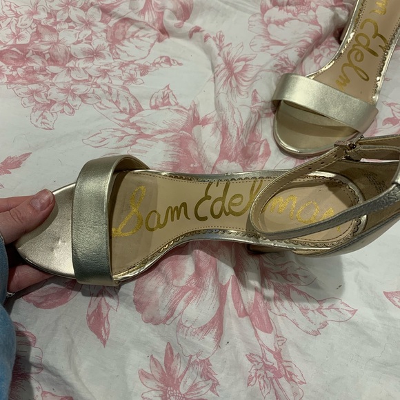 Sam Edelman Gold Heels - Picture 5 of 8